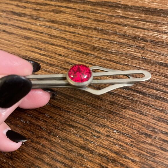 Vintage Heller Plate Silver Tone Tie Bar Red Cabochon Stone Star - Picture 2 of 5